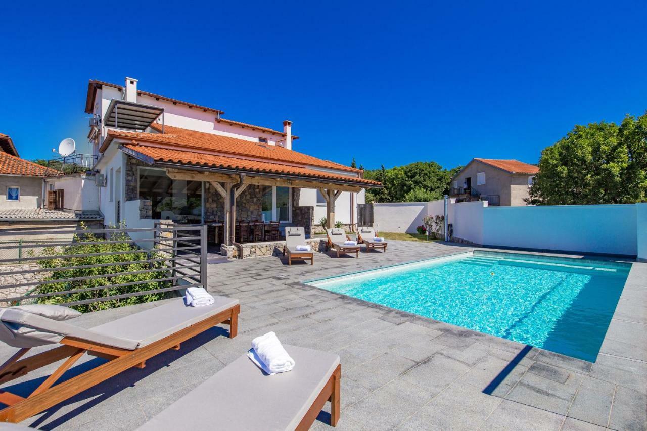 Krasica Villa *